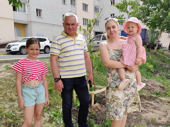 Акция депутатов городской Думы «Посади дерево» вызвала живой отклик у саратовцев